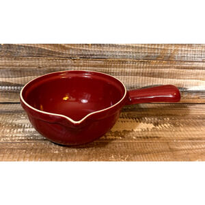 NWT Emile Henry France Rouge Sauce Pot Mixing Bowl with Spout 2902